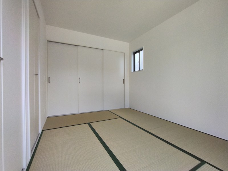 ひかりヶ丘四丁目新築戸建8号棟　3期 内観写真（リビング以外の居室）