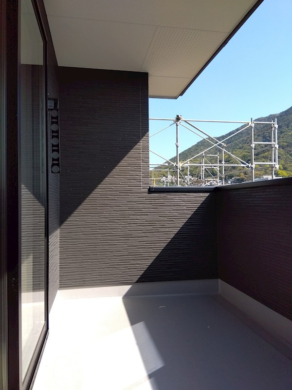 上二十町新築戸建4号棟　2期 現地写真（バルコニー）