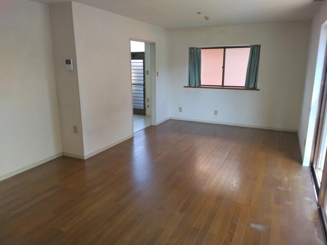 田園三丁目戸建 内観写真（リビング）