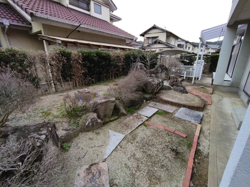 田園三丁目戸建 現地写真（庭）