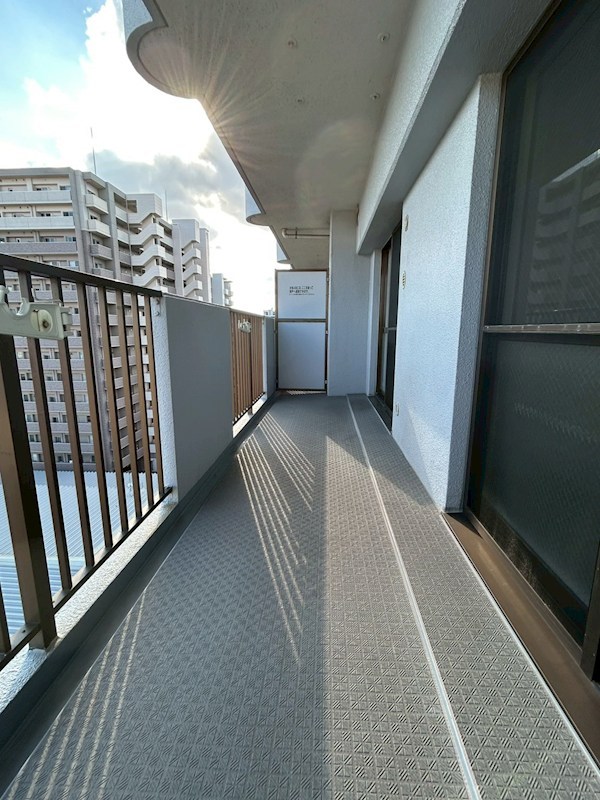 コスモテール吉塚 現地写真（バルコニー）