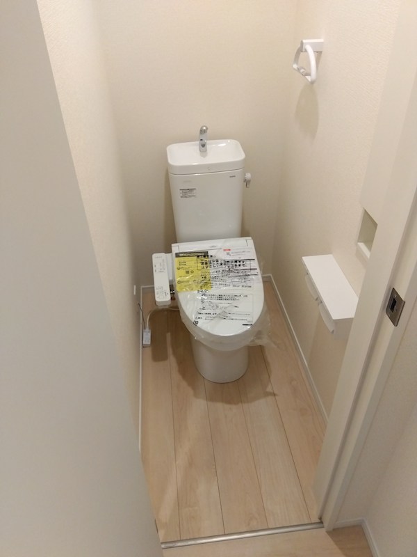 上二十町新築戸建1号棟　第2 内観写真（トイレ）
