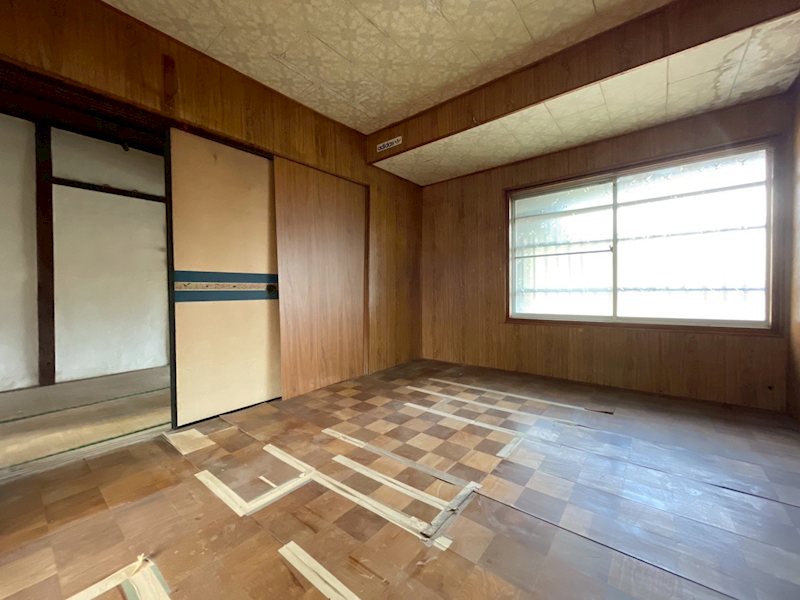 丸山一丁目12番戸建 内観写真（リビング）