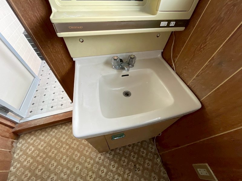 丸山一丁目12番戸建 内観写真（洗面台・洗面所）