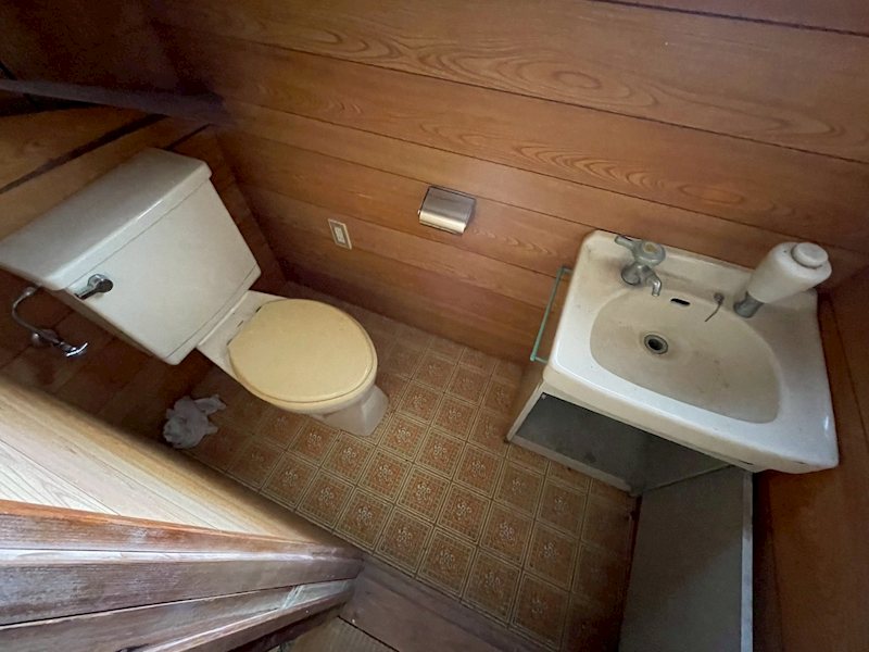 丸山一丁目12番戸建 内観写真（トイレ）