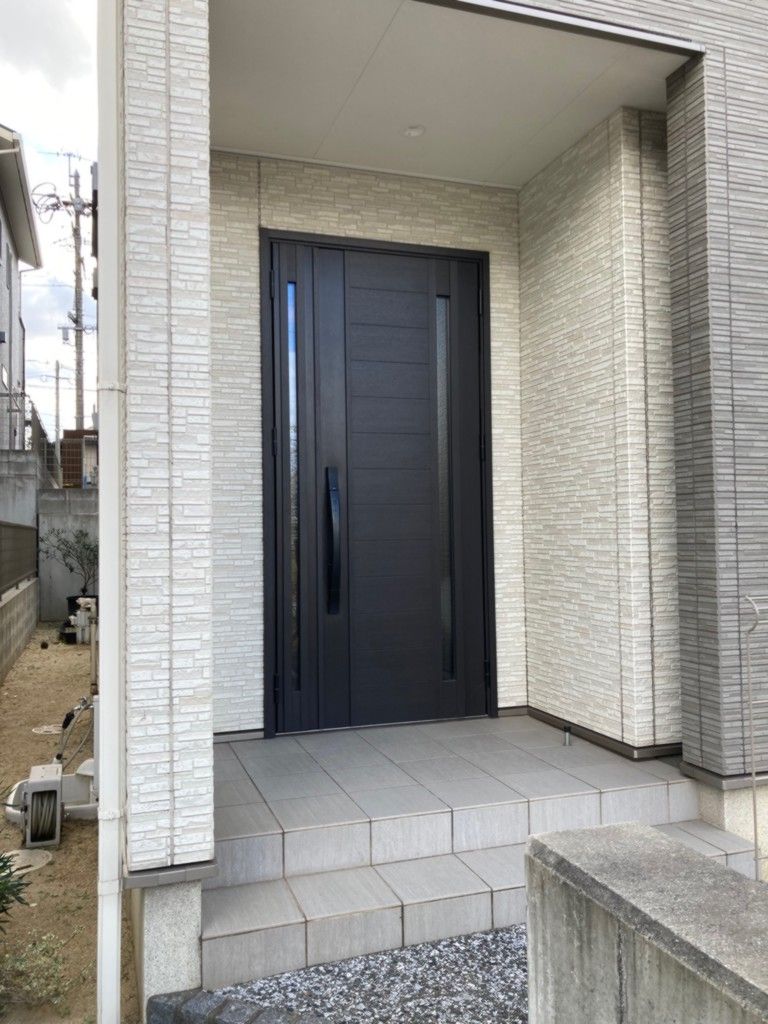 中井一丁目戸建 現地写真（玄関）