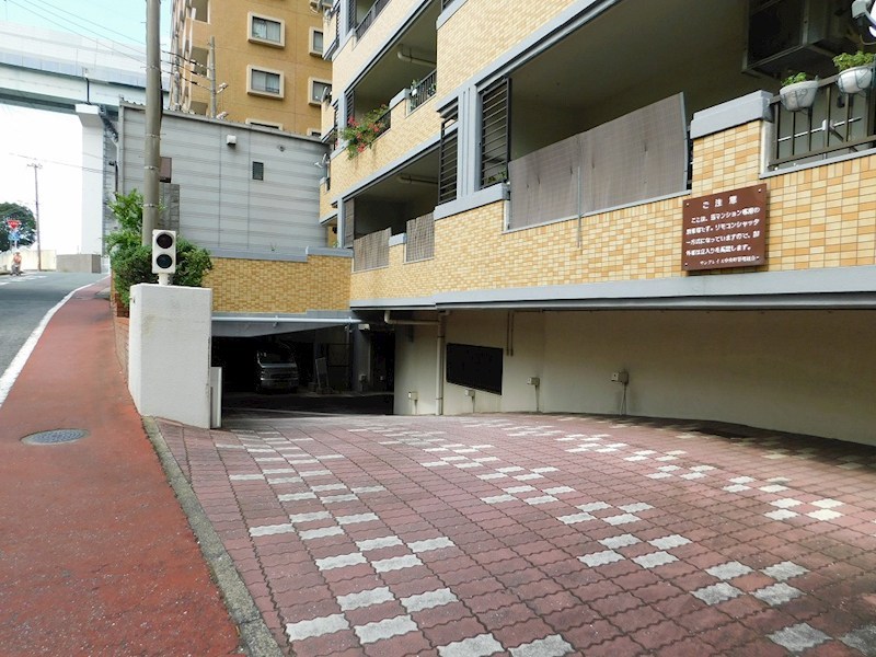 サングレイス中央町 現地写真