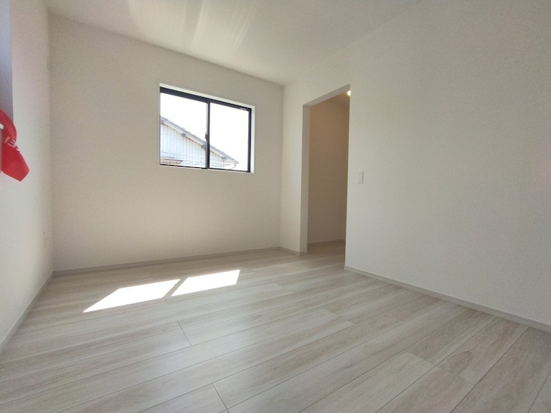 西園町新築戸建2号棟　1期 内観写真（リビング以外の居室）