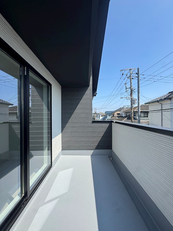西園町新築戸建2号棟　1期 現地写真（バルコニー）