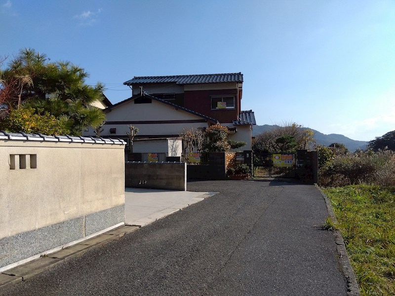 吉志七丁目15番土地 現地写真（前面道路含む現地写真）