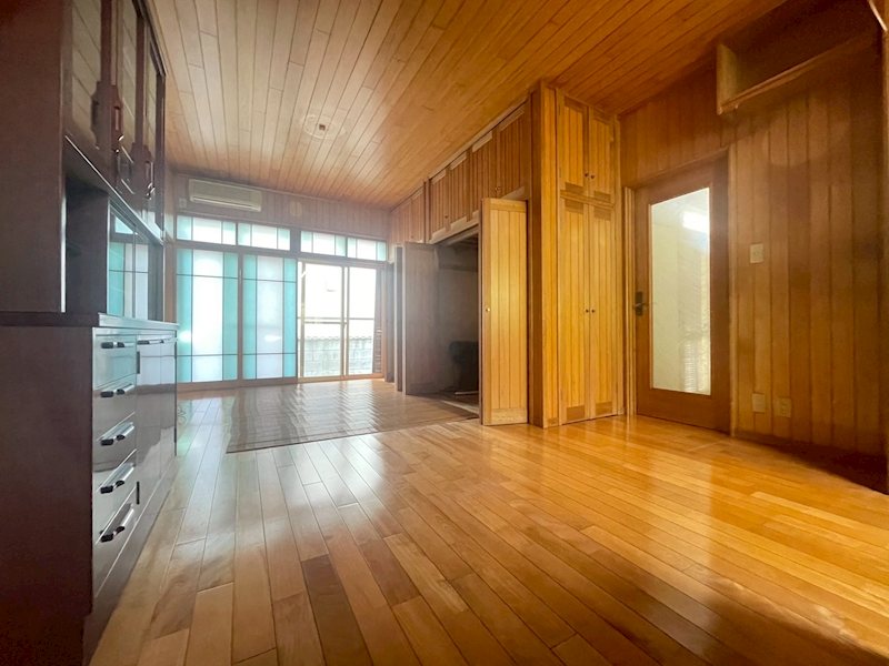 町上津役東二丁目25番戸建 内観写真（リビング）