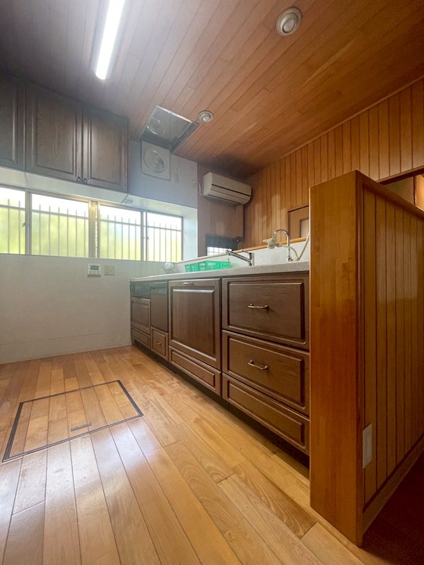 町上津役東二丁目25番戸建 内観写真（キッチン）
