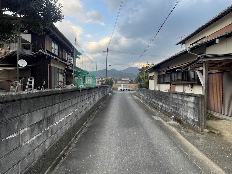 大字新道寺戸建 現地写真（前面道路含む現地写真）