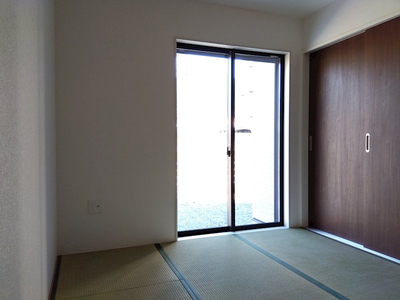 大里本町二丁目新築戸建2号棟　2期 内観写真（リビング以外の居室）