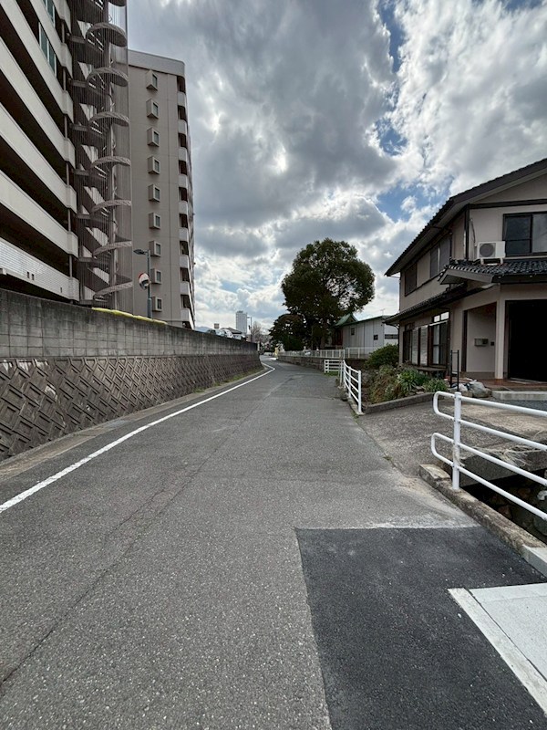 大里本町二丁目新築戸建2号棟　2期 現地写真（前面道路含む現地写真）