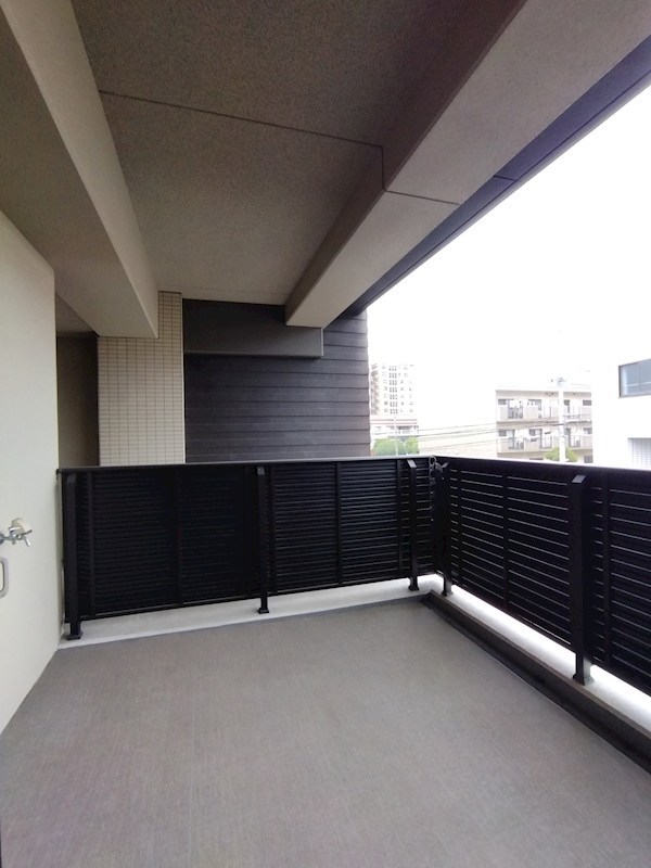 アーティックス井堀ソルパラッツォ 現地写真（バルコニー）