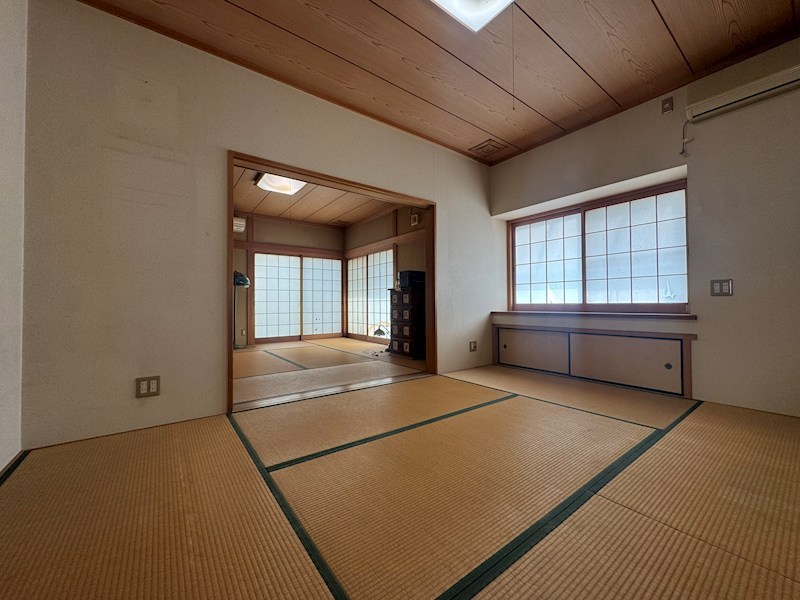 知古一丁目戸建 内観写真（リビング以外の居室）