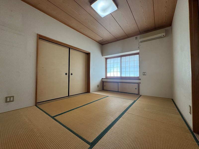 知古一丁目戸建 内観写真（リビング以外の居室）