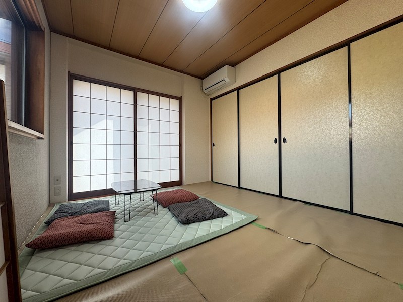 青葉台南一丁目戸建 内観写真（リビング以外の居室）