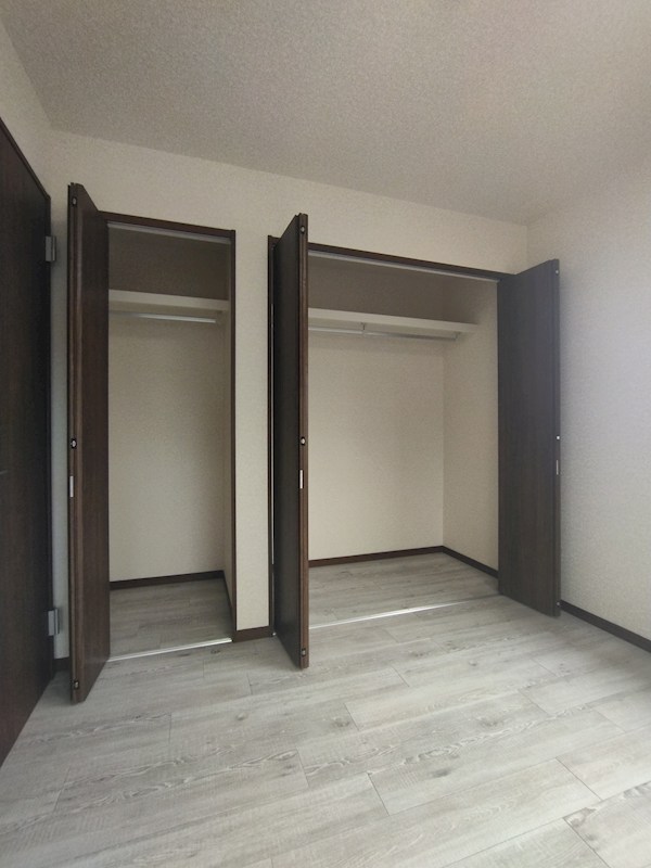 貴船台戸建 内観写真（収納）