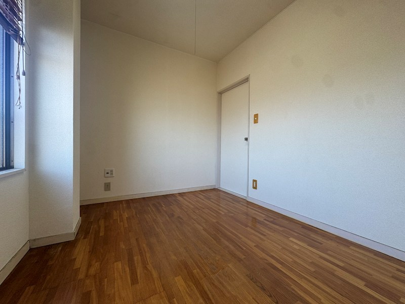 田熊一丁目戸建 内観写真（リビング以外の居室）