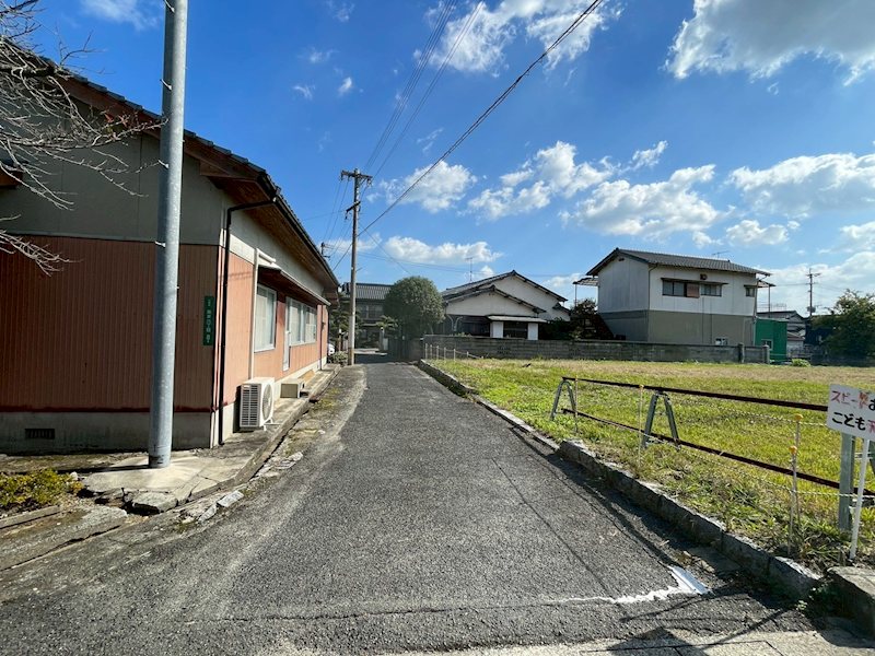 南泉六丁目7番土地 現地写真（前面道路含む現地写真）