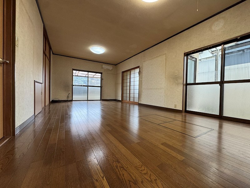 大畑町戸建 内観写真（リビング）