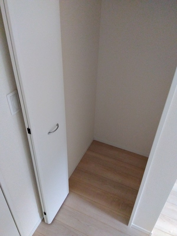 高坊二丁目新築戸建1号棟　第3 内観写真（収納）