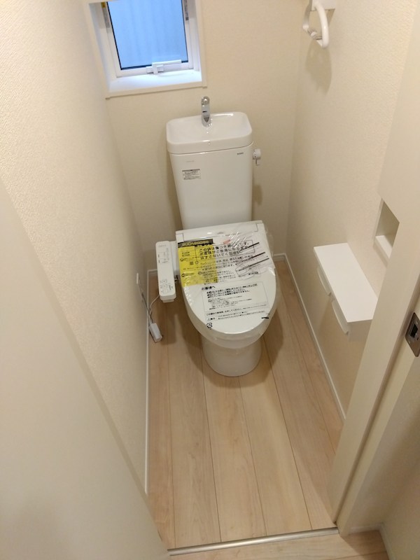 高坊二丁目新築戸建2号棟　第3  内観写真（トイレ）