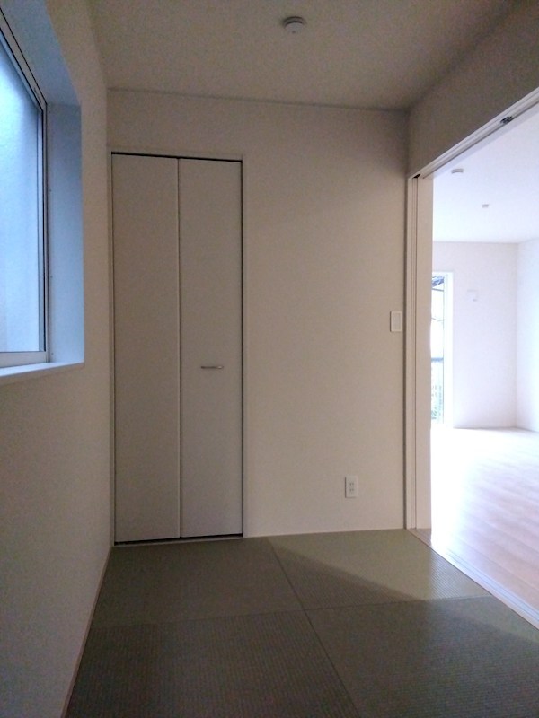 高坊二丁目新築戸建2号棟　第3  内観写真（リビング以外の居室）
