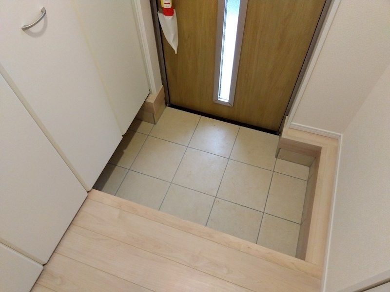高坊二丁目新築戸建2号棟　第3  現地写真（玄関）