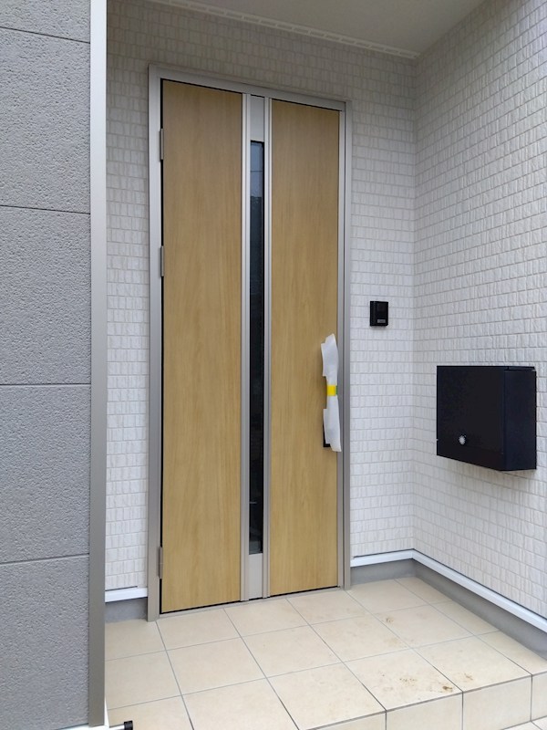 高坊二丁目新築戸建2号棟　第3  現地写真（玄関）