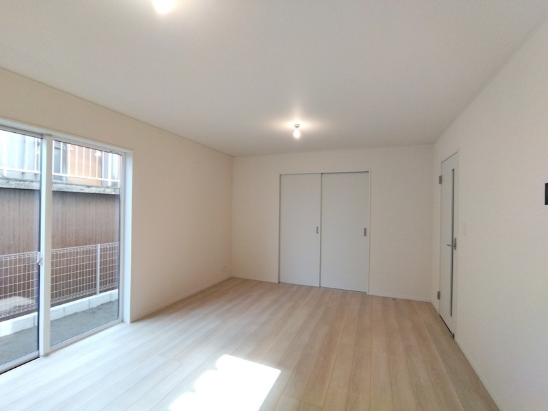 今光二丁目新築戸建2号棟　第3  内観写真（リビング）