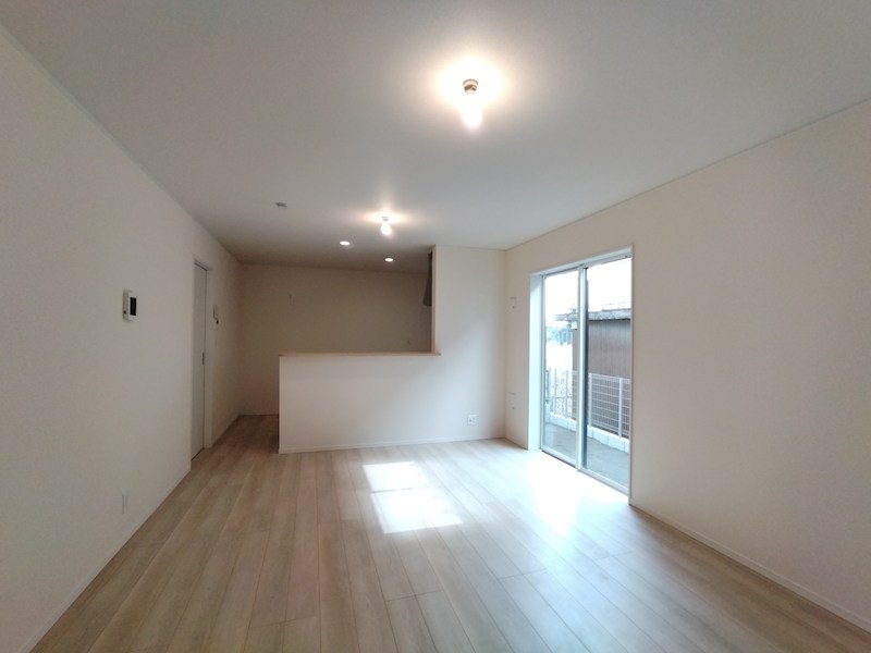 今光二丁目新築戸建2号棟　第3  内観写真（リビング）