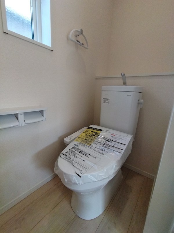 今光二丁目新築戸建2号棟　第3  内観写真（トイレ）