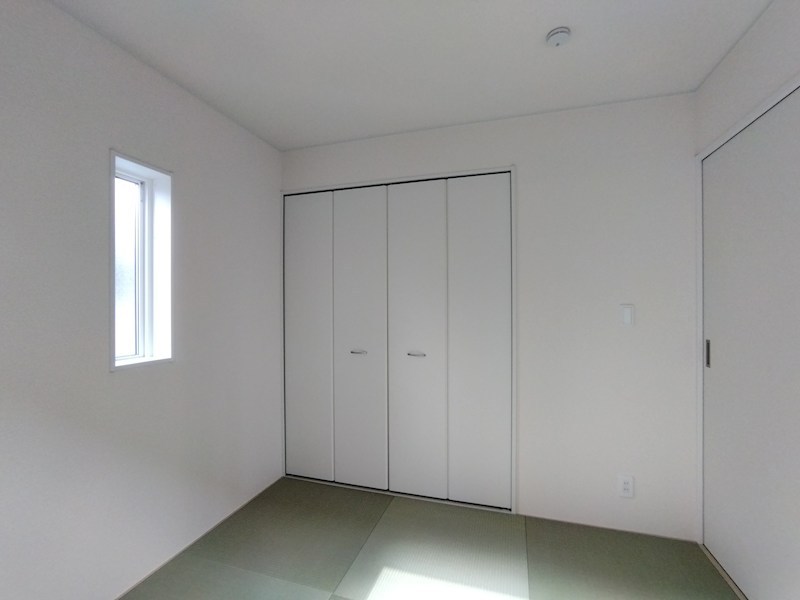 今光二丁目新築戸建2号棟　第3  内観写真（リビング以外の居室）