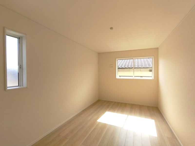 今光二丁目新築戸建2号棟　第3  内観写真（リビング以外の居室）
