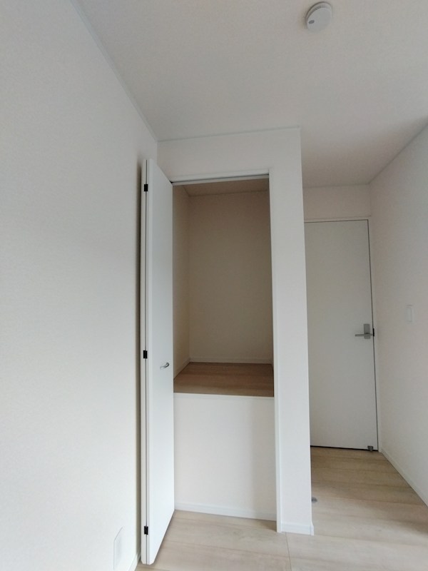 今光二丁目新築戸建2号棟　第3  内観写真（収納）