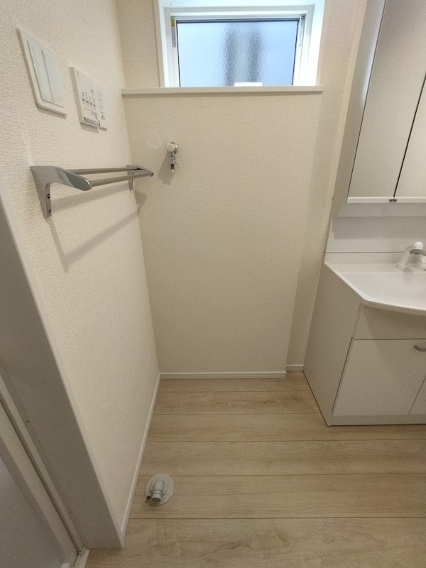 貴船台新築戸建2号棟　第1 内観写真（洗面台・洗面所）