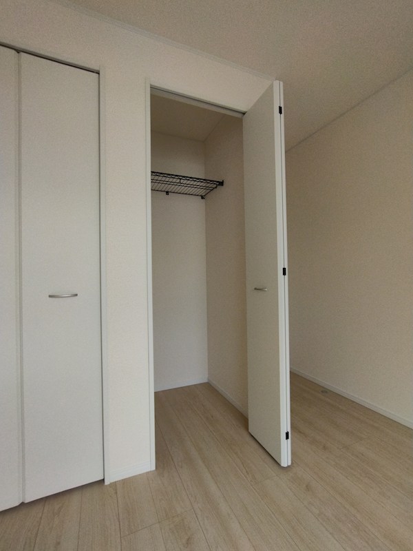 貴船台新築戸建2号棟　第1 内観写真（収納）