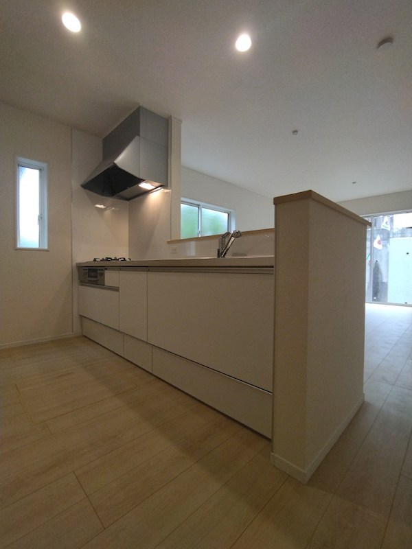 貴船台新築戸建4号棟　第1  内観写真（キッチン）