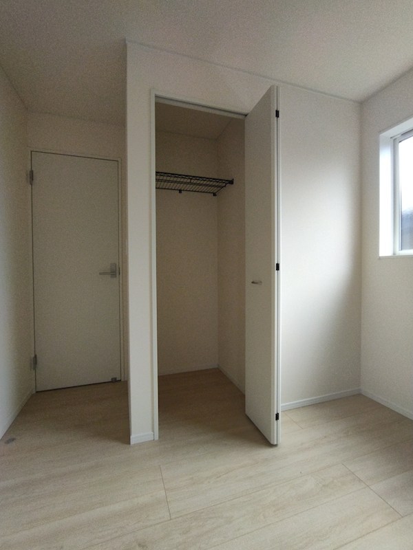 貴船台新築戸建4号棟　第1  内観写真（収納）