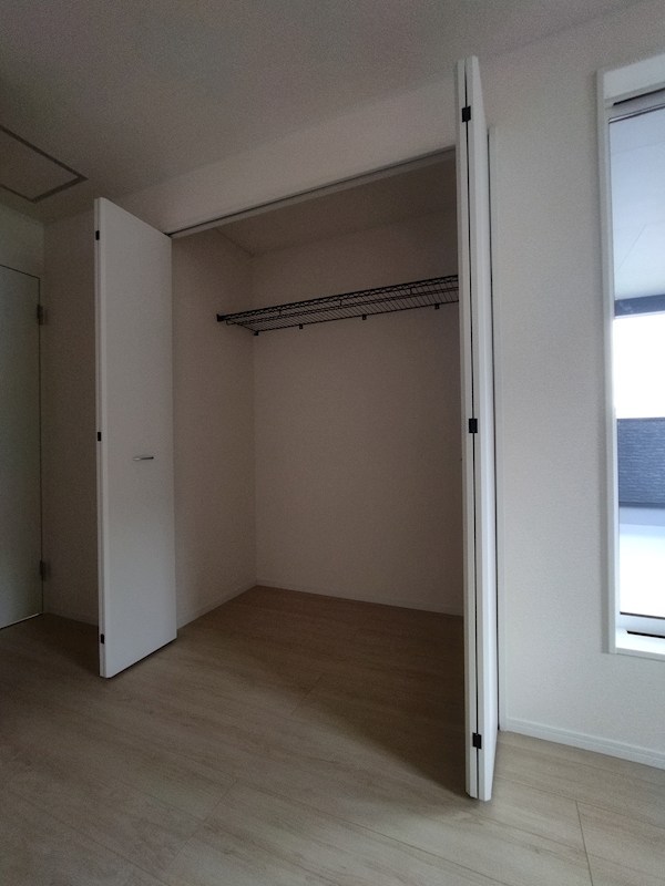 貴船台新築戸建4号棟　第1  内観写真（収納）