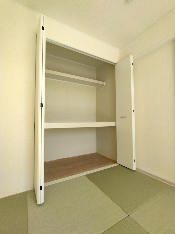 大字今古賀新築戸建5号棟　第7 内観写真（収納）