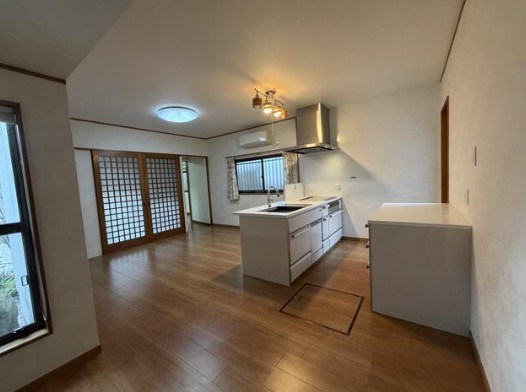 大里戸ノ上二丁目戸建 内観写真（キッチン）