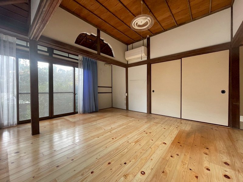 花月園10番戸建 内観写真（リビング）