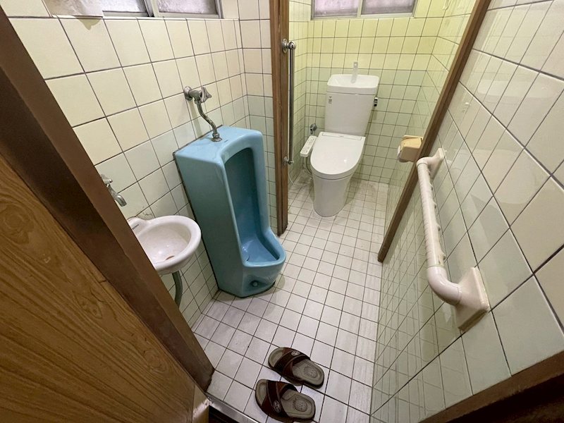 花月園10番戸建 内観写真（トイレ）