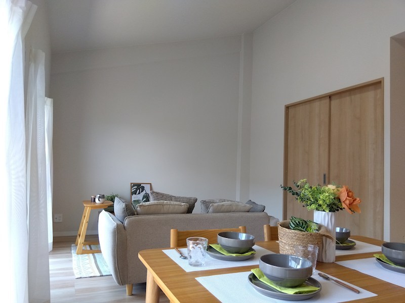 ライフプラザ工大前弐番館 内観写真（リビング）