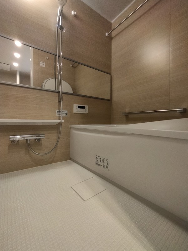 ライフプラザ工大前弐番館 内観写真（浴室）