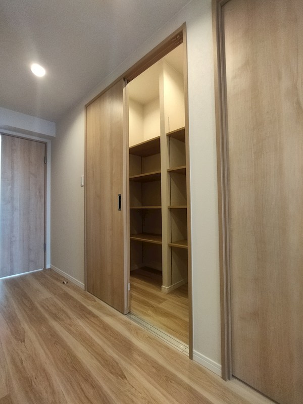 ライフプラザ工大前弐番館 内観写真（収納）